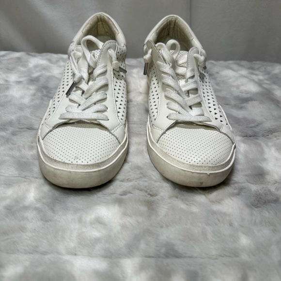 DOLCE VITA zina sneaker in zina perforated leather Size 9 - Picture 3 of 8